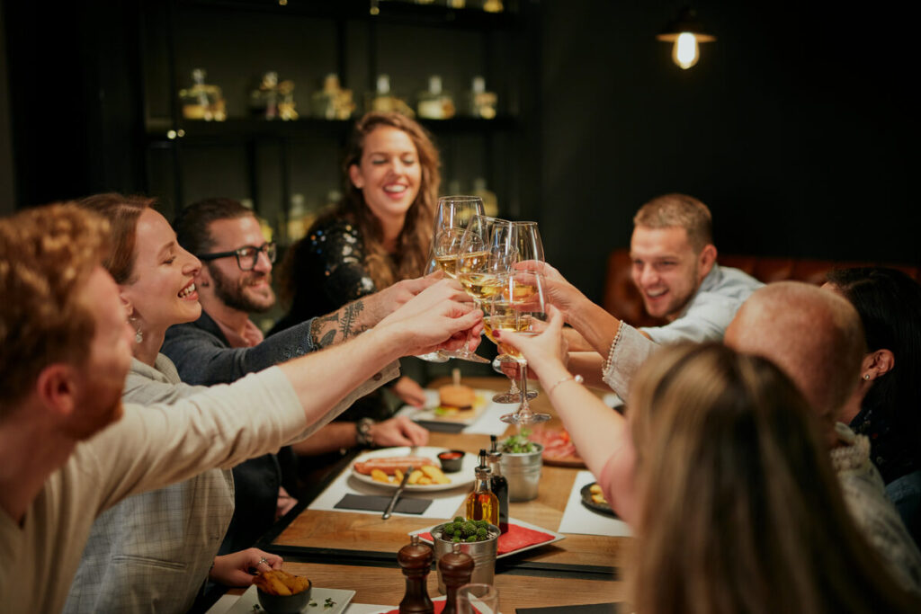 Northwest Acres’ Culinary Gems: A Food Lover’s Guide to Dining in Midland’s Hidden Neighborhood